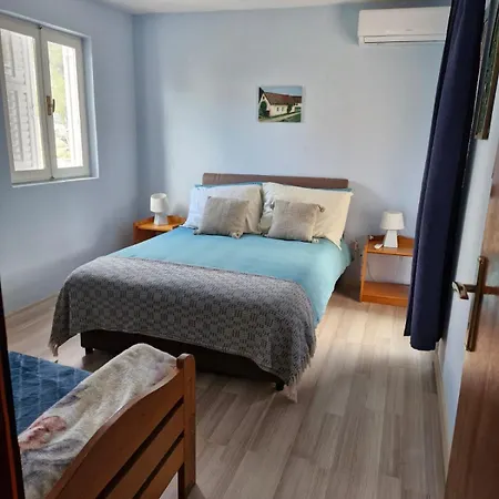 Bunjo's House Apartamento Trogir