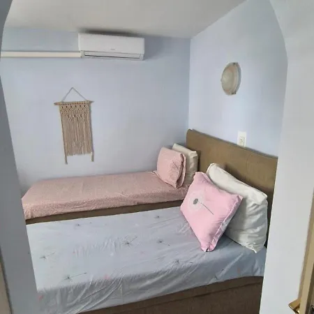 Bunjo's House * Трогір